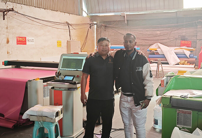 Jinzhimeng-South-Africa-client-visit-CNC-cutting-2